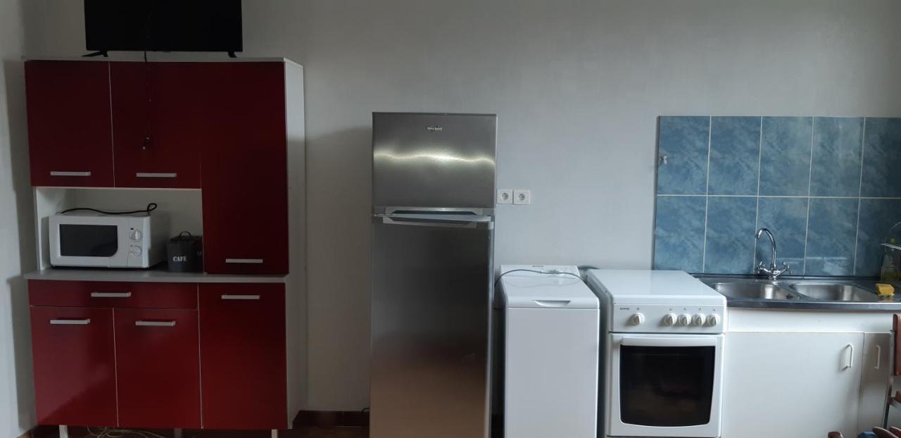 John & Ghislaine Apartment Donjeux